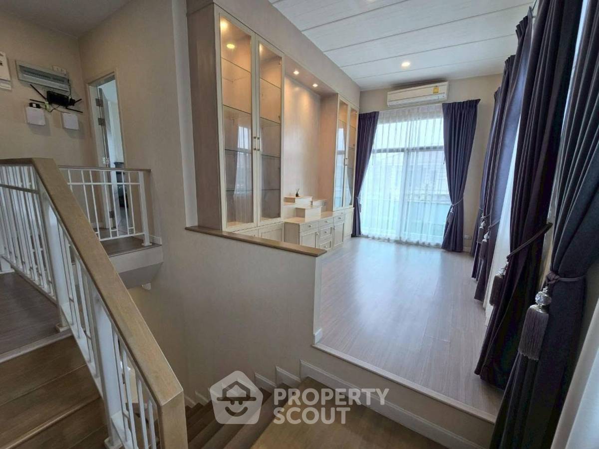 รูป บ้าน 4-ห้องนอน ใน คลองสองต้นนุ่น (ID 3443487) - รูปที่ 5/12