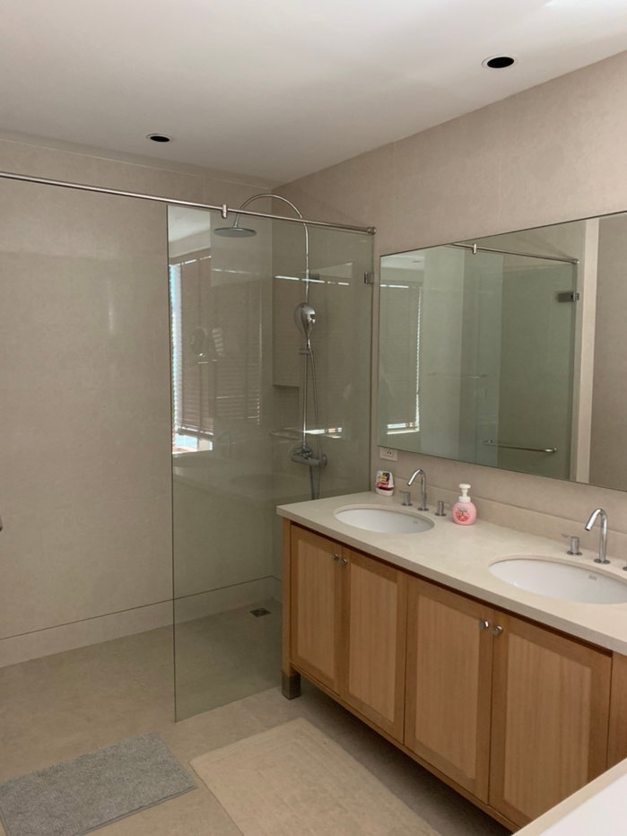 รูป Luxury 3 Bed Condo @ The Emporio Place ใจกลางพร้อมพงษ์
กว้าง 161 ตรม. สระว่ายน้ำ ฟิตเนส พร้อมเข้าอยู่ 85,000 บาท/เดือน! - รูปที่ 7/8
