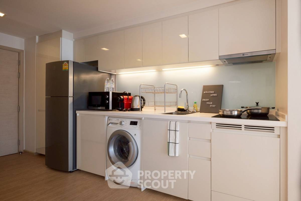 picture 2-BR Condo At LIV @ 49 In Phrom Phong Near BTS Thong Lor (ID 900604) - 35/36