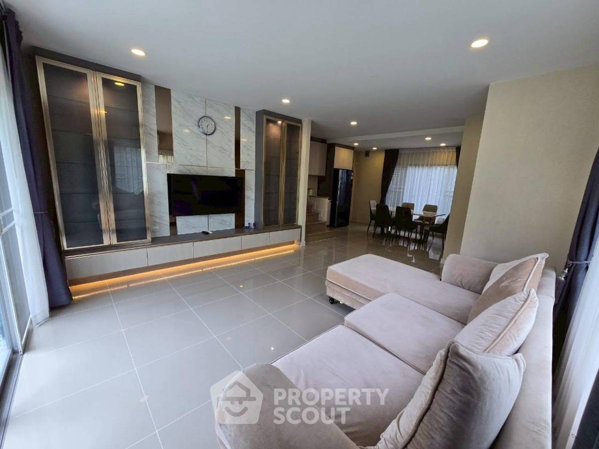 รูป บ้าน 4-ห้องนอน ใน คลองสองต้นนุ่น (ID 3443487) - รูปที่ 3/12
