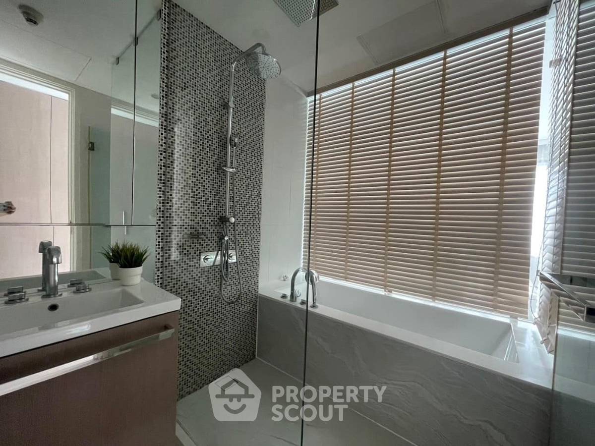 picture 2-BR Condo at 185 Rajadamri near BTS Ratchadamri (ID 1830013) - 12/16
