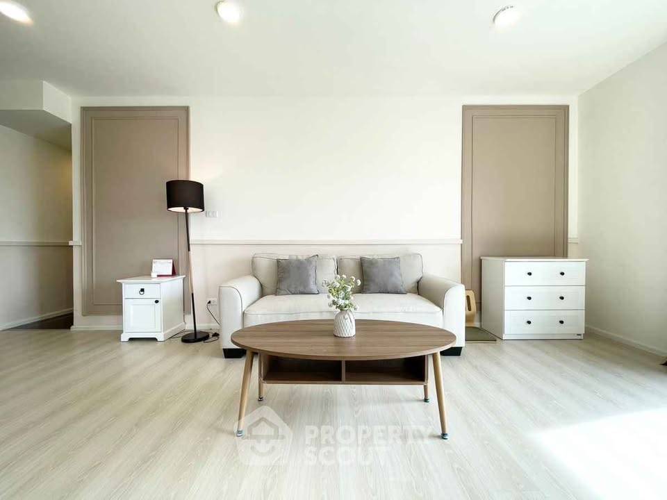 picture 22nd-Floor 2-BR Condo At A Space Mega 2 (ID 3442952) - 3/26