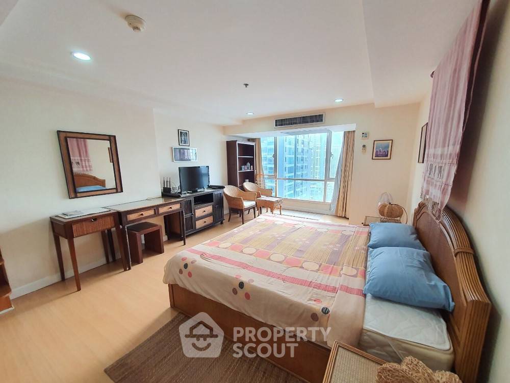 picture 1-BR Condo at The Trendy Condominium near BTS Nana (ID 301285) - 4/6