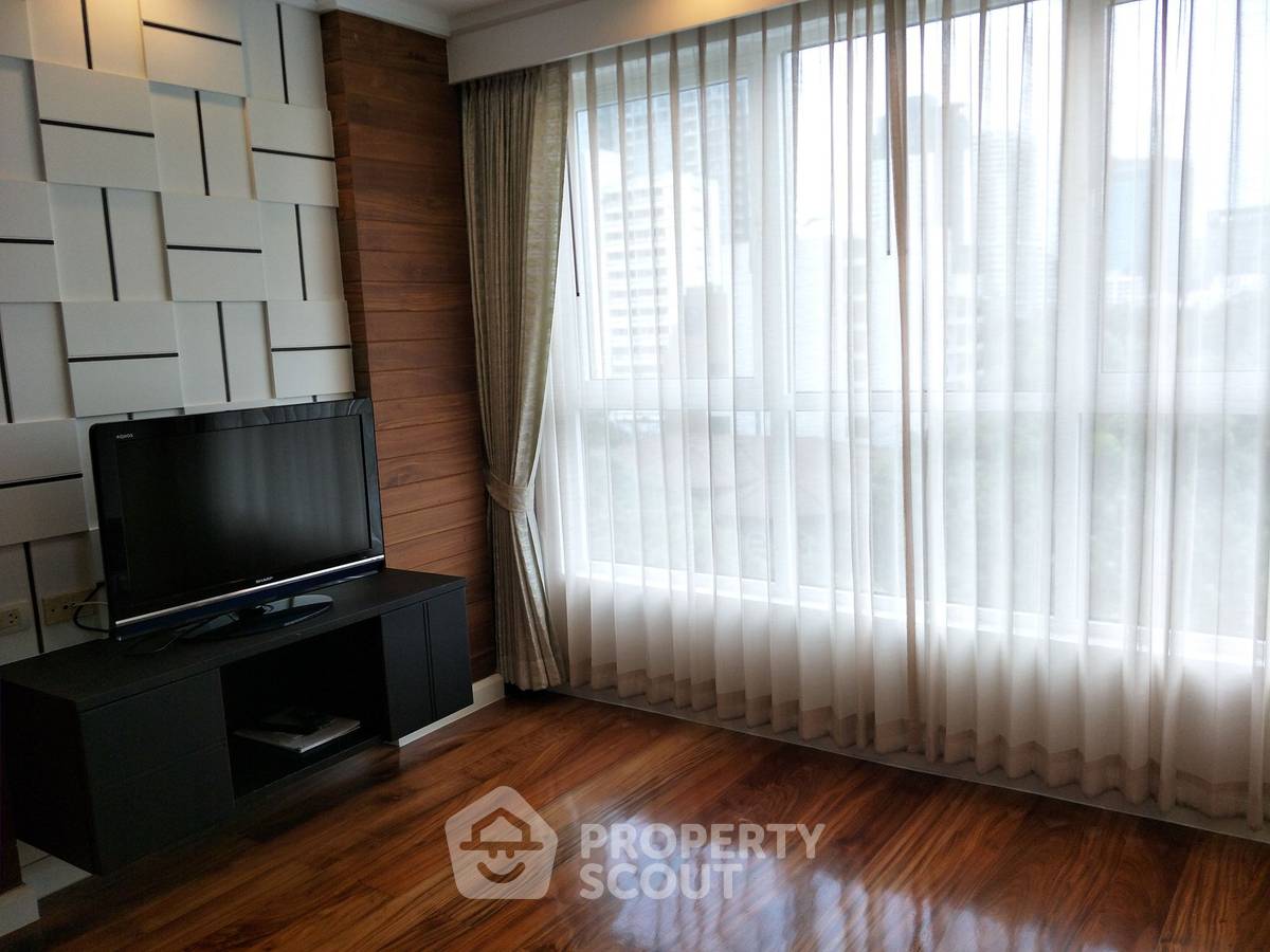 รูป คอนโด 2 ห้องนอน Avenue 61 Condominium ใกล้ BTS ทองหล่อ (ID 671262) - รูปที่ 1/15