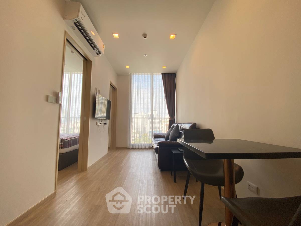 รูป คอนโด 1-ห้องนอน ที่ โนเบิล สเตท 39 ใกล้ BTS พร้อมพงษ์ (ID 2012203) - รูปที่ 1/28