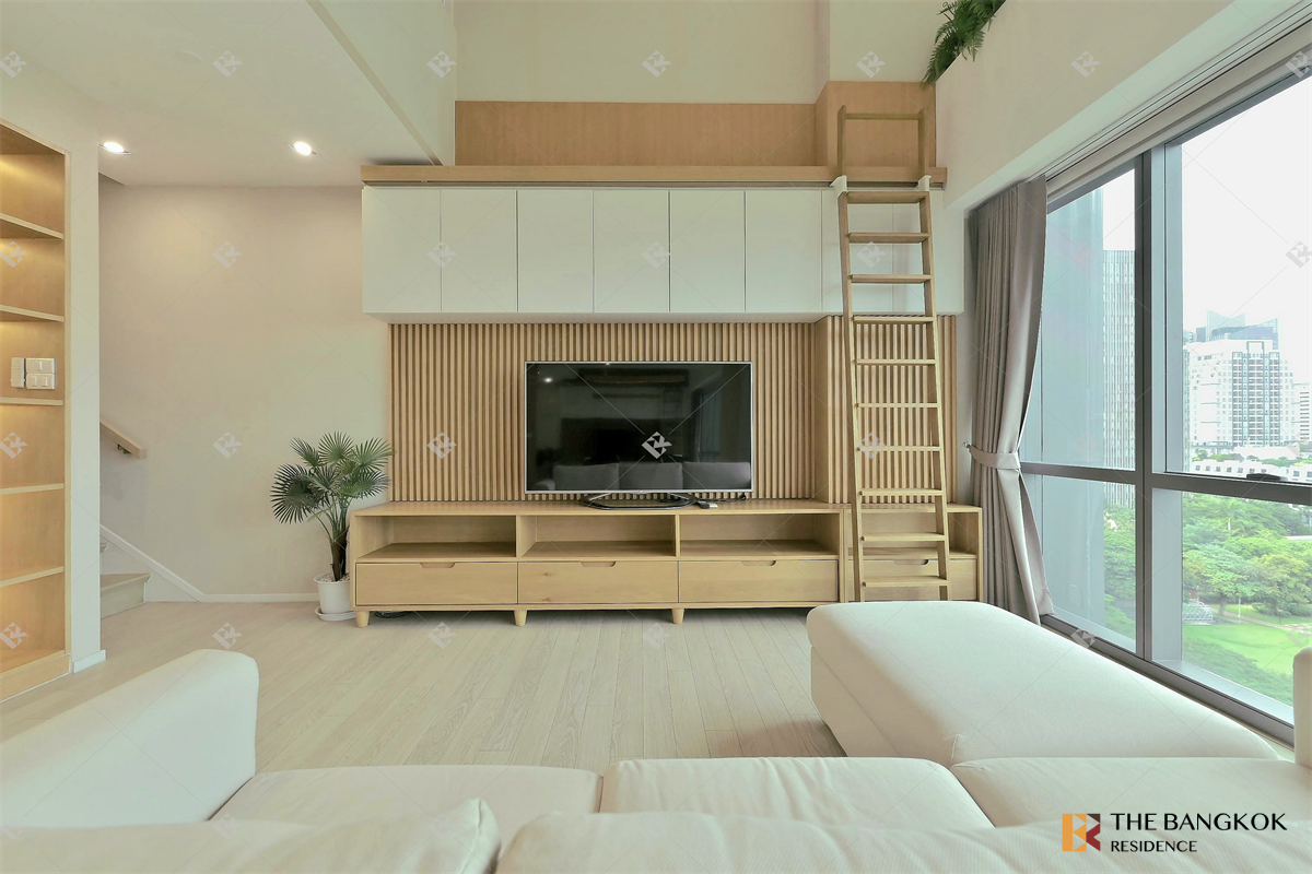 picture The Room Sukhumvit  21  Start Elevated Living at a Price Youll Love - 4/10