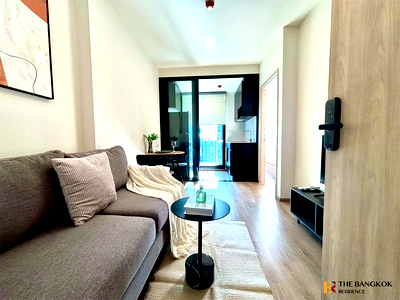 Condos for rent : Nue District R9 Room available, great price near MRT Rama 9 Station