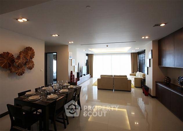 รูป คอนโด 3 ห้องนอน ขนาด 268 ตร.ม. ชั้น 20 ลา รอยัล บีช คอนโด พัทยา (ID 1556630) - รูปที่ 1/16