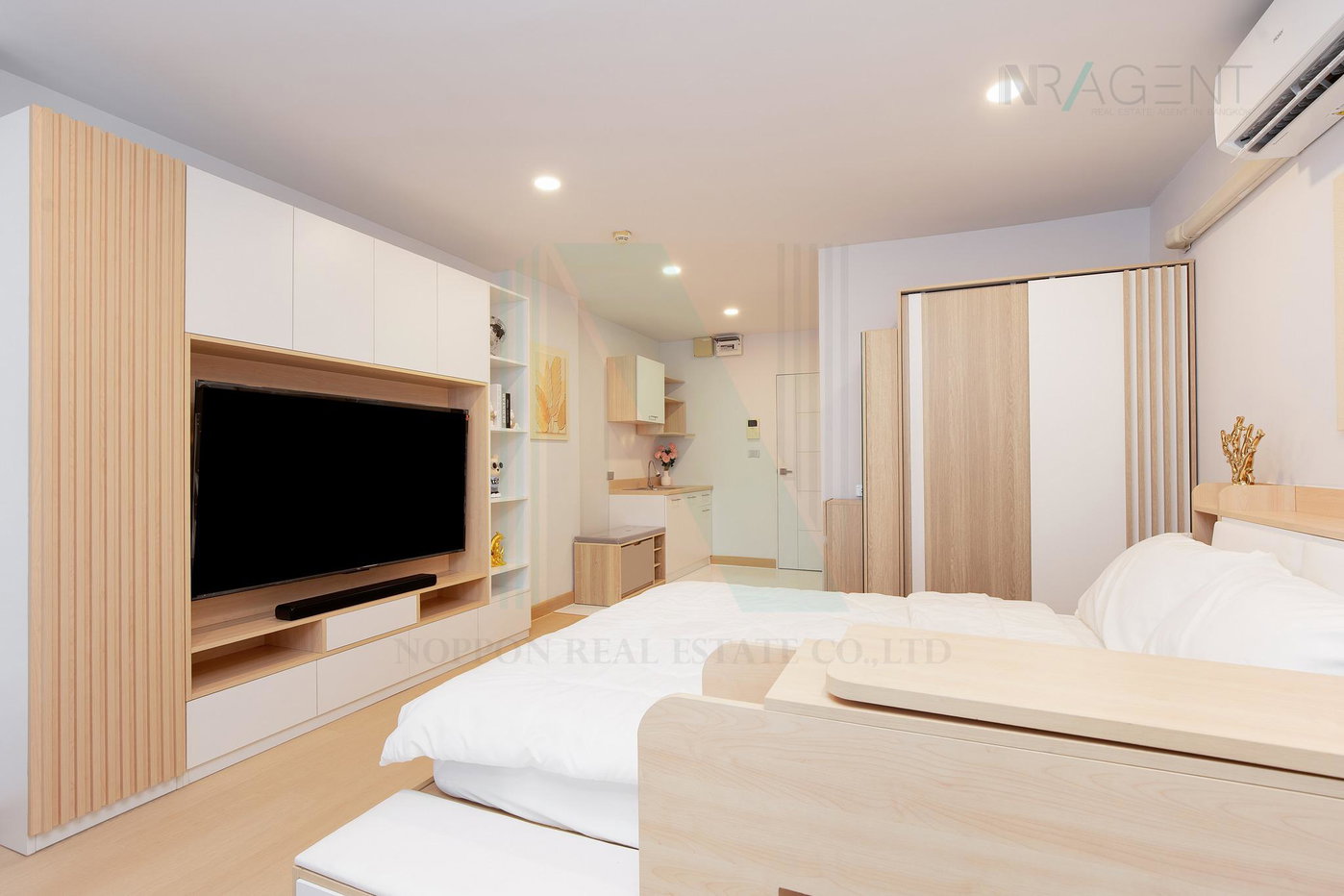 รูป ขายคอนโด แอร์ลิงค์ เรสซิเดนซ์ อาคาร 3 ชั้น 2 1 ห้องนอน ขนาด 29 ตรม ใกล้ โรงเรียนสารสาสน์วิเทศร่มเกล้า - รูปที่ 2/8