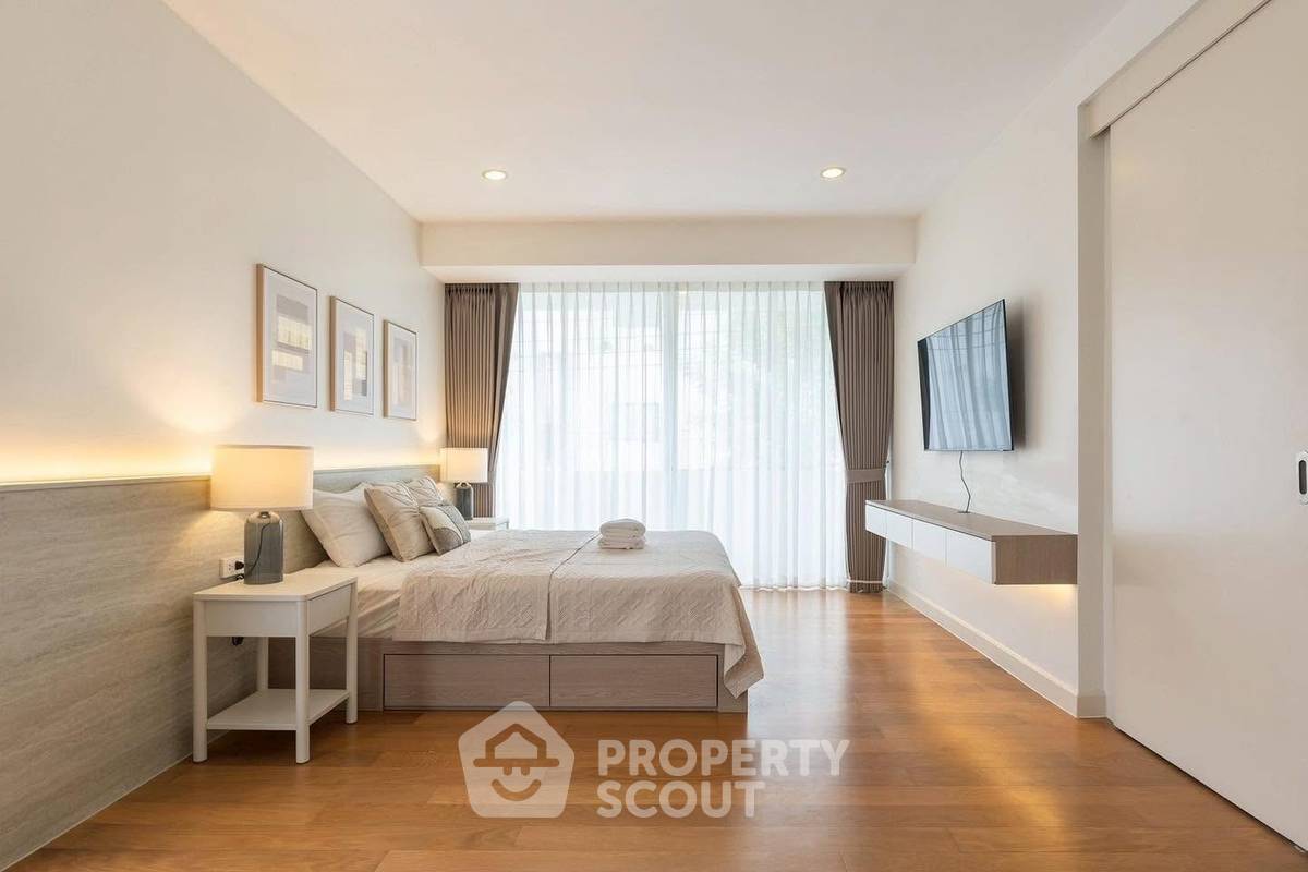 รูป บ้าน 4 ห้องนอน ขนาด 340 ตร.ม. Courtyard Villa Rama 9 - Wongwaen (ID 3446091) - รูปที่ 7/14