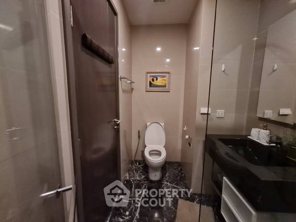 รูป ใกล้ MRT สุขุมวิท 200 เมตร 1 ห้องนอน The Edge Sukhumvit 23 (ID 3446223) - รูปที่ 3/8
