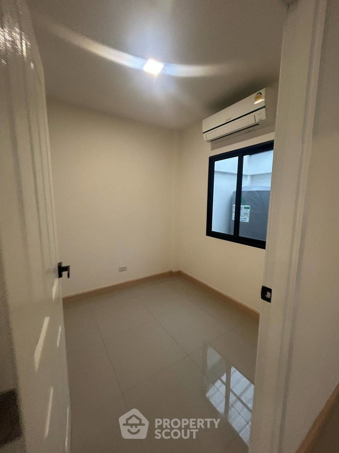 รูป ทาวน์เฮาส์ 3 ห้องนอน ขายที่ The Thamm 2 Onnut - Motorway ลาดกระบัง (ID 3431108) - รูปที่ 1/14