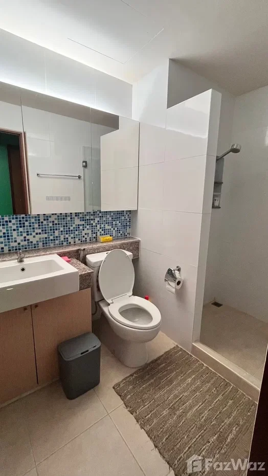 picture Low-rise condominium offering a peaceful and private 6884767 - 11/11