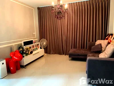 Houses for rent Bangkok : 3 Bedroom House for rent at Baan Prompat Rama 9-Wongwan 6884738
