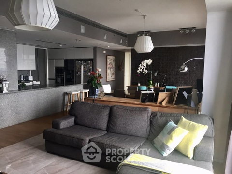 3-BR Condo at The Met Sathorn near BTS Chong Nonsi (ID 387354)