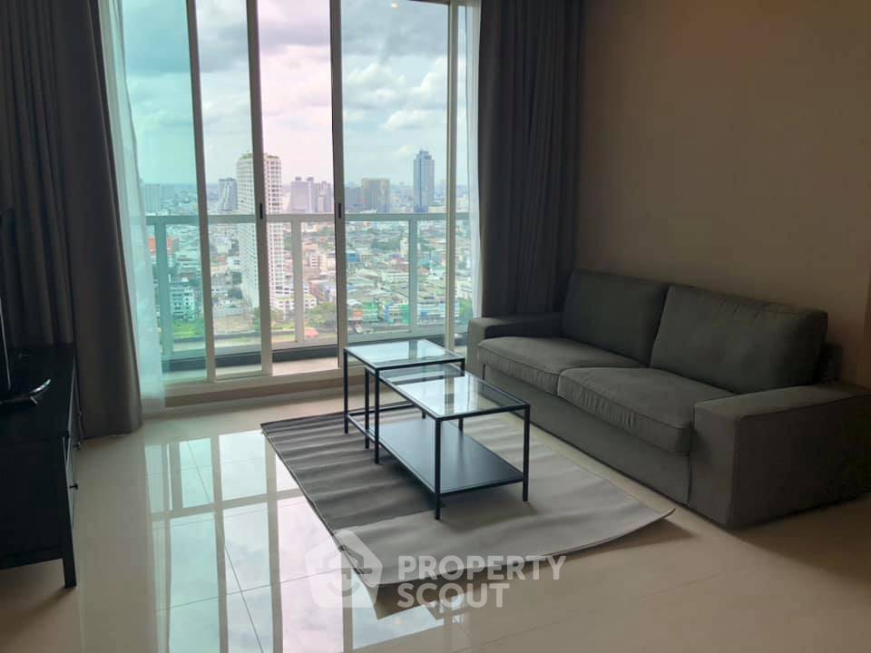 picture 1-BR Condo at Menam Residences in Wat Phraya Krai (ID 382050) - 10/15