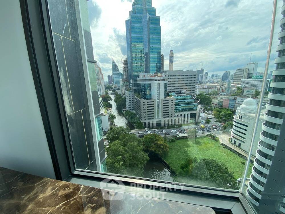 picture 1-BR Condo at Life One Wireless near BTS Phloen Chit (ID 303890) - 2/9