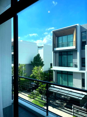 เช่าทาวน์โฮม กรุงเทพกรีฑา : ให้เช่า: ทาวน์โฮม 3 ชั้น Townhome at Nirvana DEFINE Srinakarin–Rama 9 🏡 3 Bedrooms 