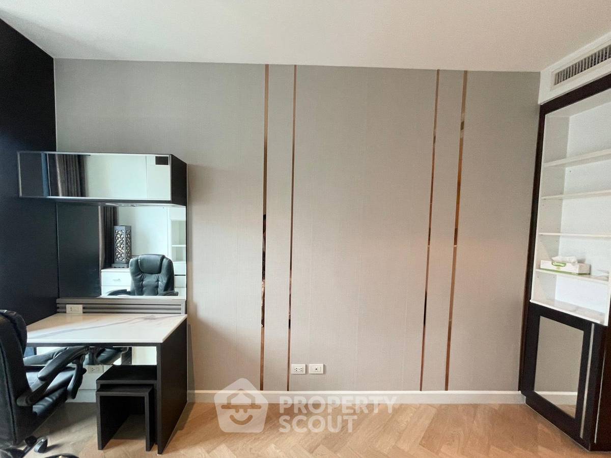picture 2-BR Condo at Athenee Residence near BTS Phloen Chit (ID 2939636) - 7/10