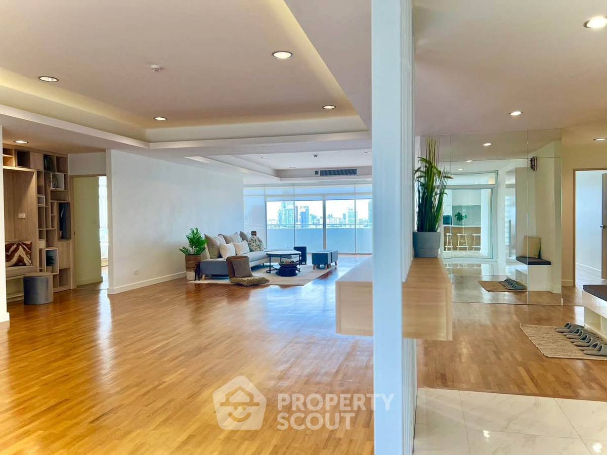 picture 5-BR Condo at La Cascade Condominium near BTS Ekkamai (ID 3448445) - 4/24