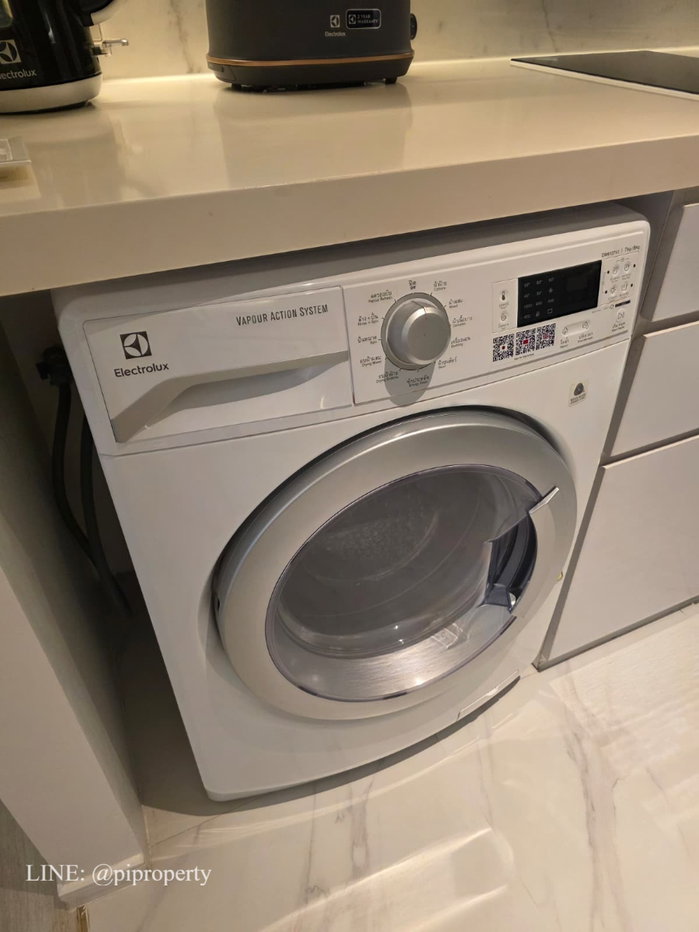 picture Premium Serviced Residence in Asoke CBD | 32 sq.m. | Flexible Monthly Rent - 8/19