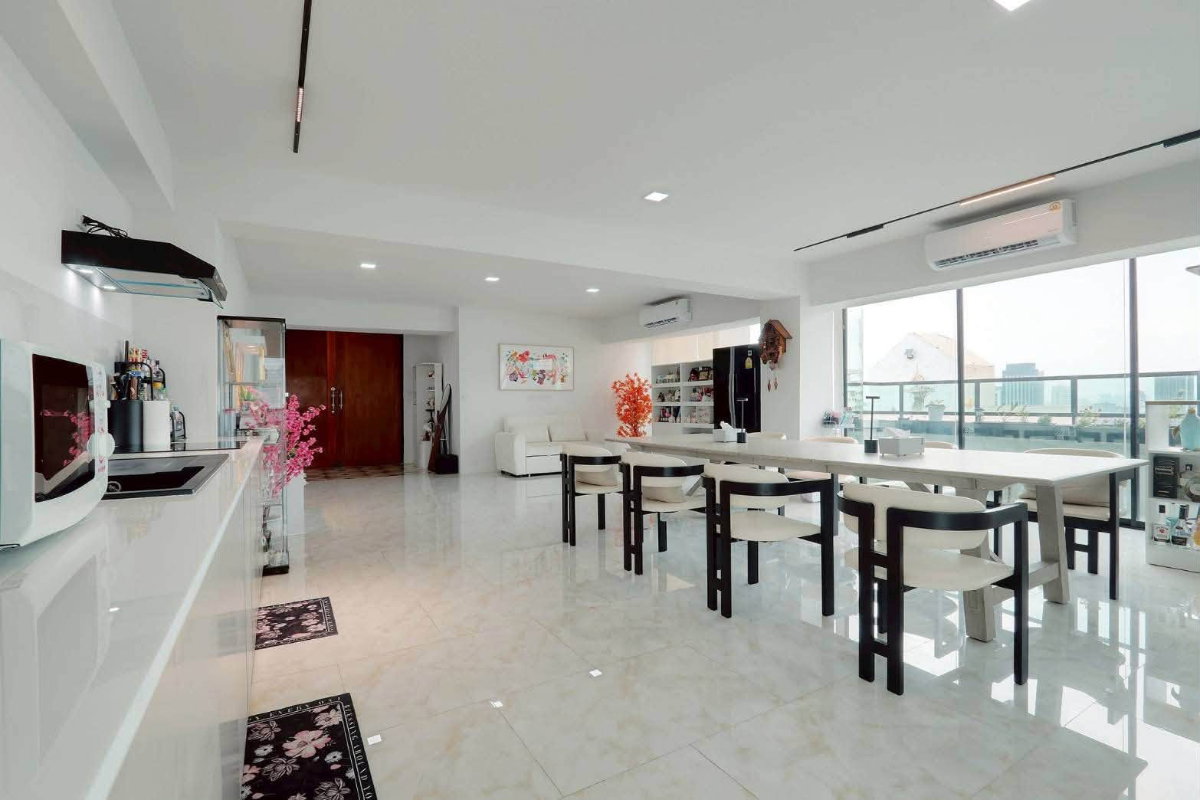 picture ST863/For Sale : Exclusive Full Floor Penthouse  - 11/13