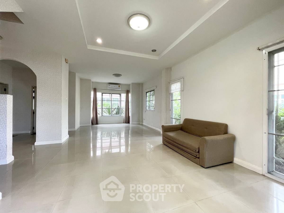 picture 3-BR House near BTS Pu Chao (ID 3448266) - 1/13