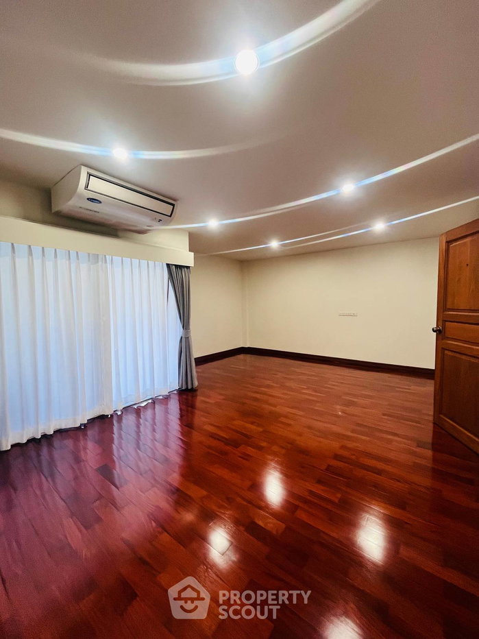 picture Spacious 4-BR 360 Sqm Townhouse At Esta Home Rama 3 (ID 3446206) - 8/13