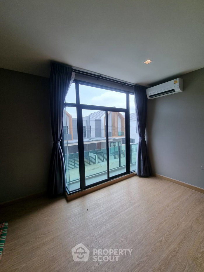 picture 4-BR Townhouse in Samae Dam (ID 3447391) - 8/14