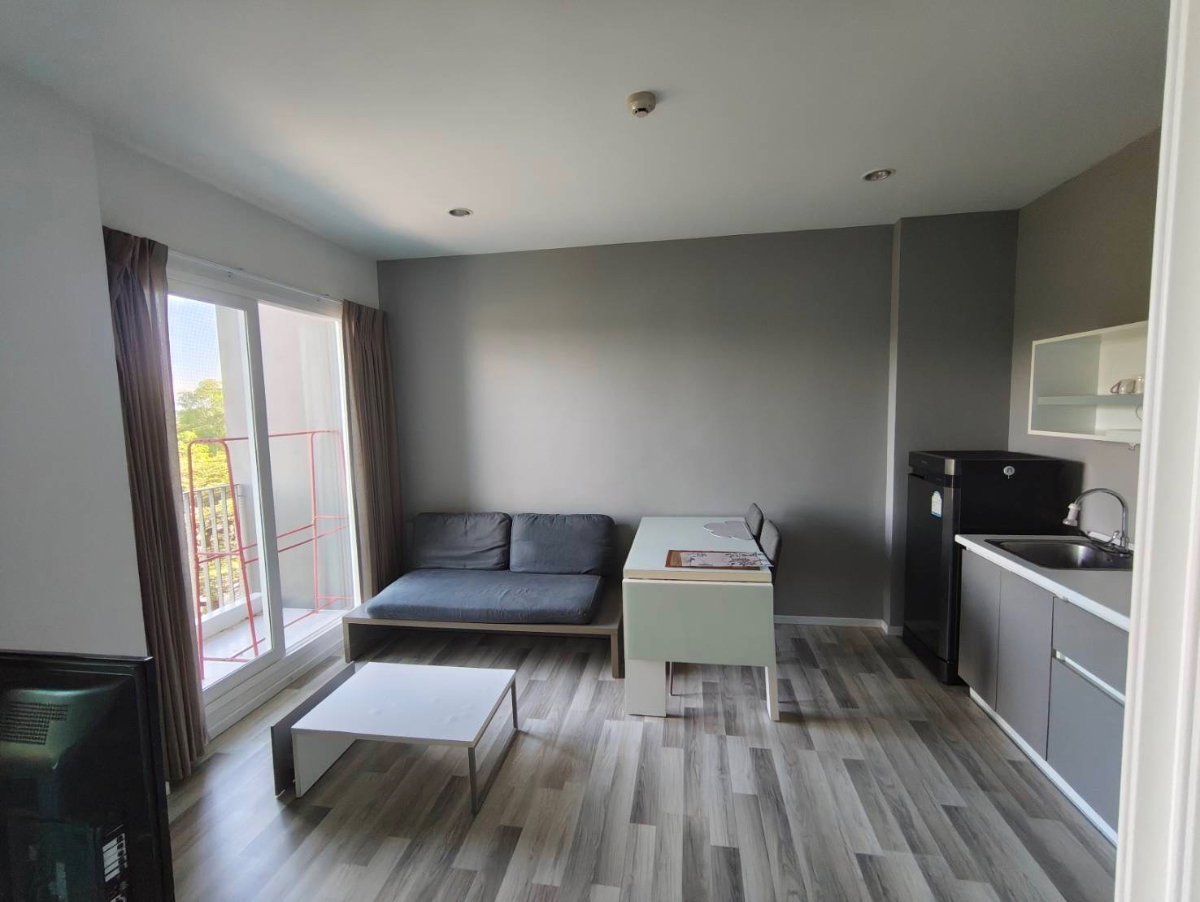 picture 🍃 Condo for RENT! at North 4 Condominium in Serene Lake - Private, Great Location and Good Security - 7/15