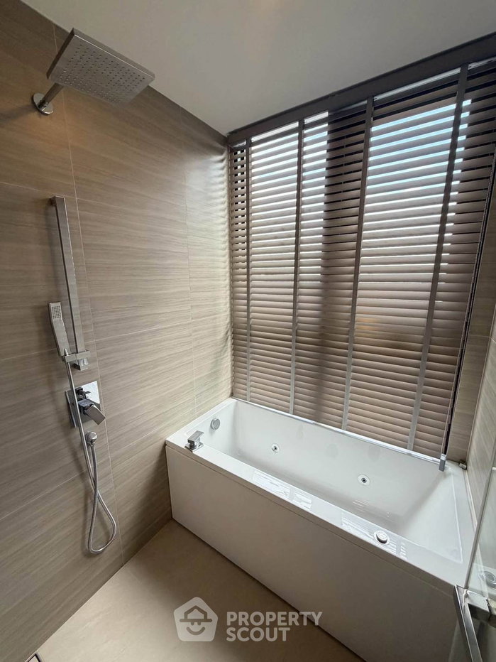 picture 51st-Floor 2-BR At Park Origin Thonglor Near BTS Thong Lor (ID 3447808) - 8/18