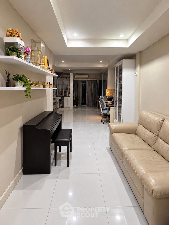 picture 2-BR Townhouse in Bang Khlo (ID 3447385) - 5/11