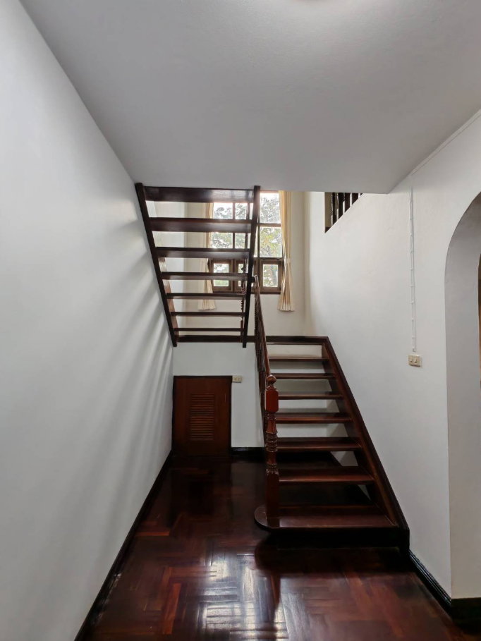 รูป ให้เช่า บ้านเดี่ยว 2 ชั้น 150 ตรว. สวย ๆ บรรยากาศร่มรื่น หลังบ้านติดทะเลสาป อยู่ ใกล้ BIG C แจ้งวัฒนะ - รูปที่ 27/40