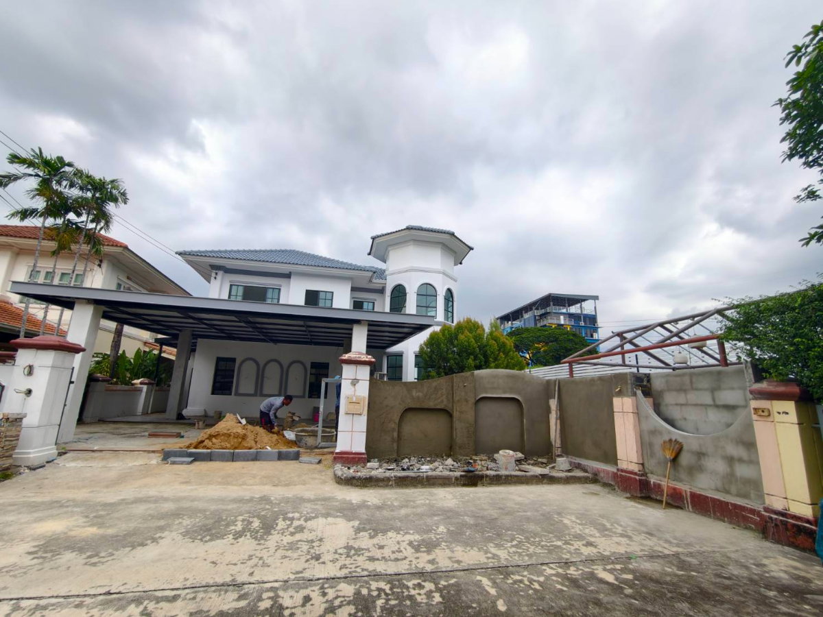 รูป  เปิดจองบ้านเดี่ยว ภัสสร 4 ธัญบุรี–คลองสาม รีโนเวทไหม่ทั้งหลัง พื้นที่เยอะ สำหรับครอบครัวใหญ่ - รูปที่ 2/20