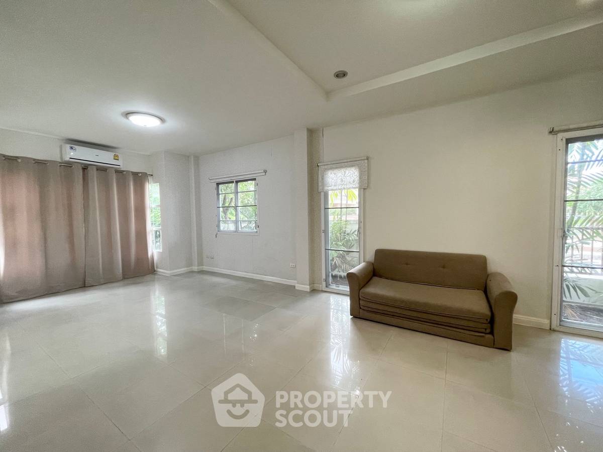 picture 3-BR House near BTS Pu Chao (ID 3448266) - 3/13