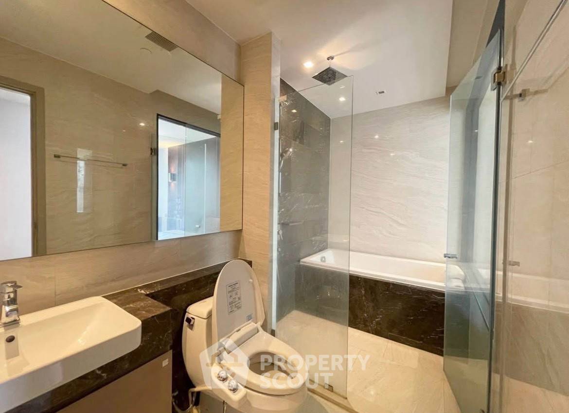 picture 2-BR Condo at Ashton Silom near BTS Chong Nonsi (ID 3447934) - 8/17