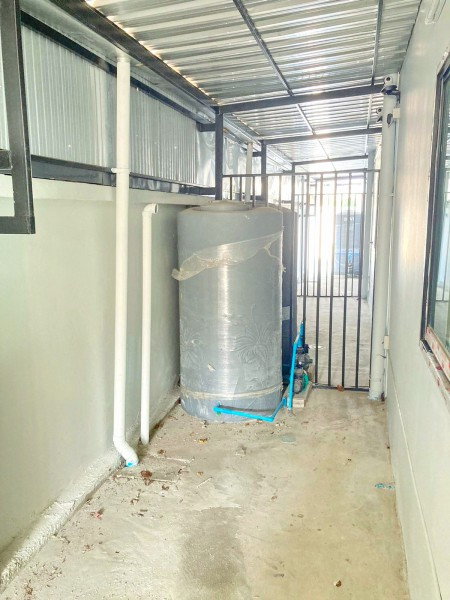 picture 550 m.from Big C Phetkasem this 4-story townhome features 4 bed 4 bath and 250 sq.m. of usable space - 6/8