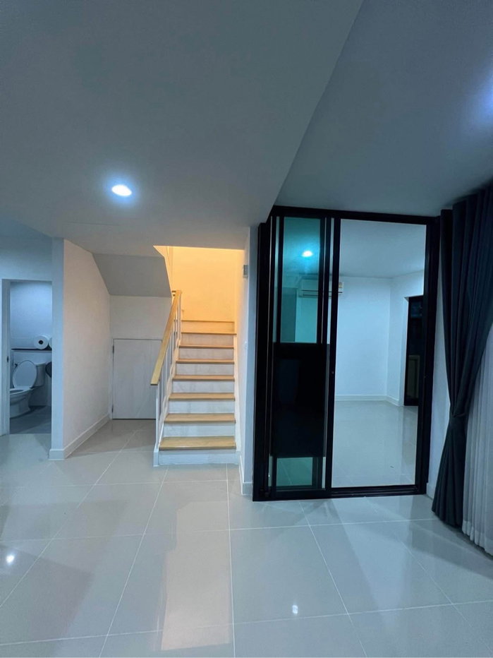 picture For Rent : Areeya Como Village (Wongwaen-Ramintra) - 2/20