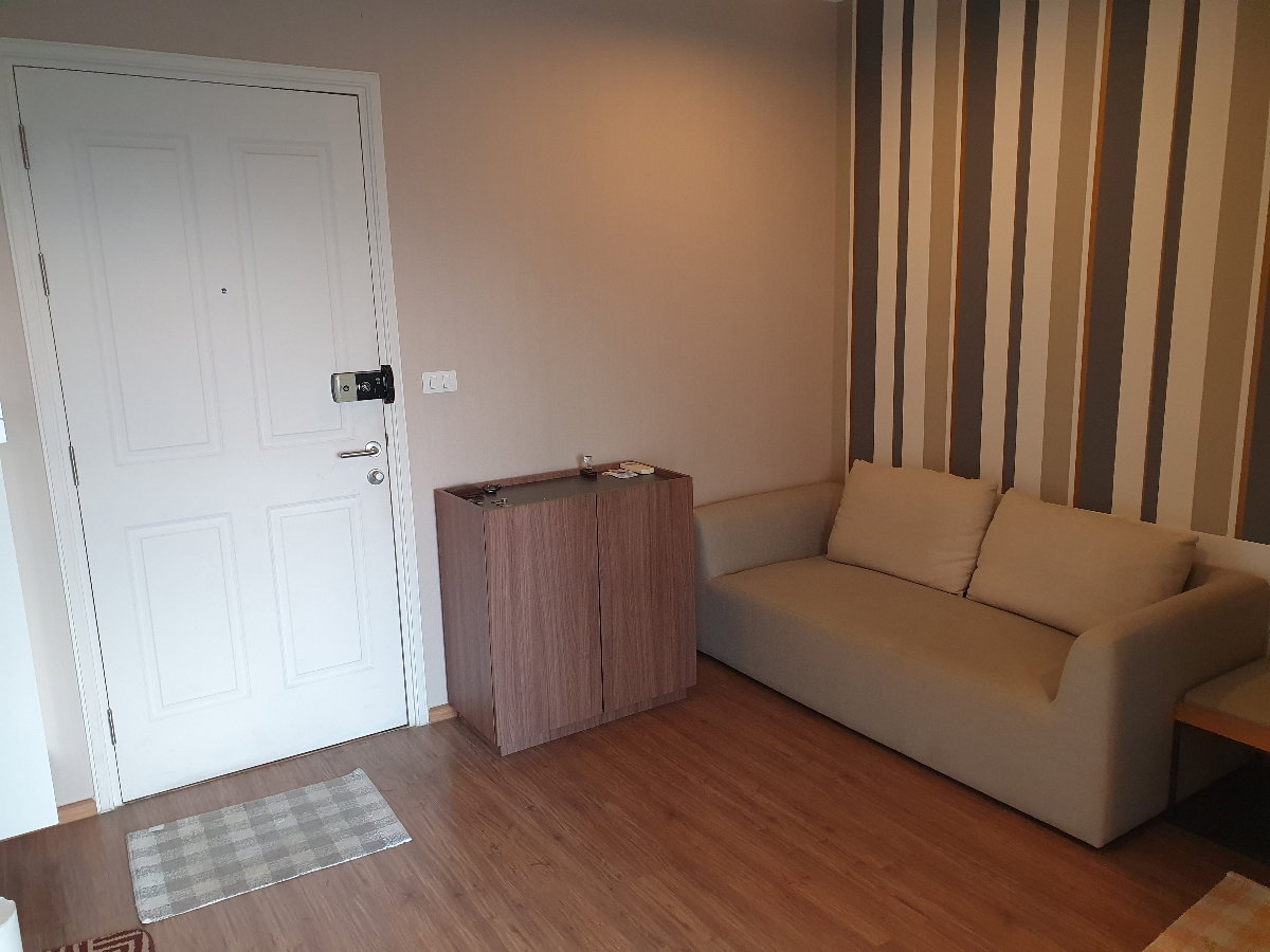 picture Condo 1 bedroom 1 bathroom in Huamak, Bangkapi - 3/9