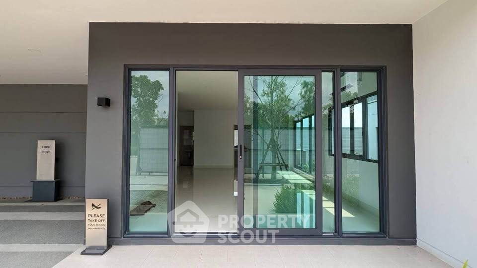 picture Spacious 4-BR 260 Sqm House For Rent At Centro Bangna (ID 3449790) - 8/9