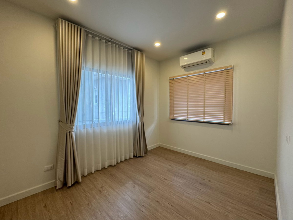 รูป ขายด่วน! บ้านเดี่ยว Perfect Place สุขุมวิท 77 เฟส 9 สภาพใหม่ ราคา 9.5 ล้านบาท - รูปที่ 7/20