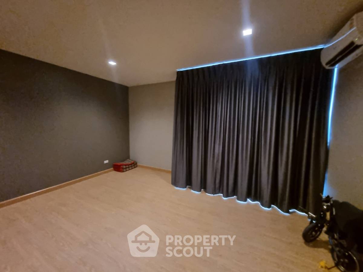picture 4-BR Townhouse in Samae Dam (ID 3447391) - 4/14