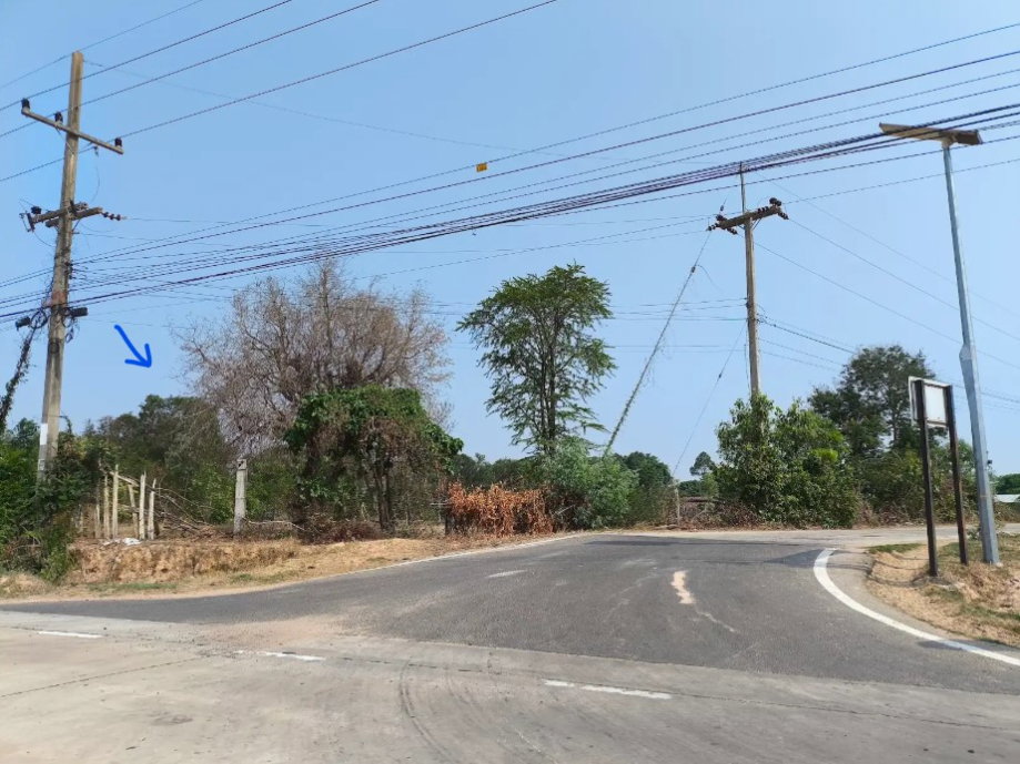 รูป ขายที่ดินเปล่า โฉนดพร้อมโอน 2 ไร่ 17 ตรว. ติดถนน 2 ด้าน อรุณประเสริฐ 202 และถนนเข้าหมู่บ้านน้ำอ้อม เกษตรวิสัย ร้อยเอ็ด - รูปที่ 4/10
