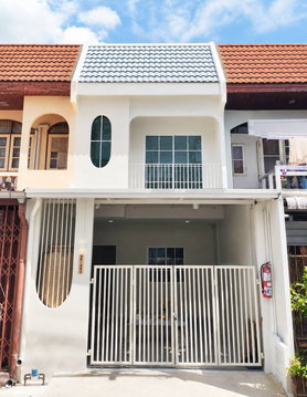 นวมินทร์ 26 กรุงเทพฯ | บ้านรีโนเวทใหม่ พร้อมอยู่ ฟรีโอน! เพียง 2.89 ล้าน