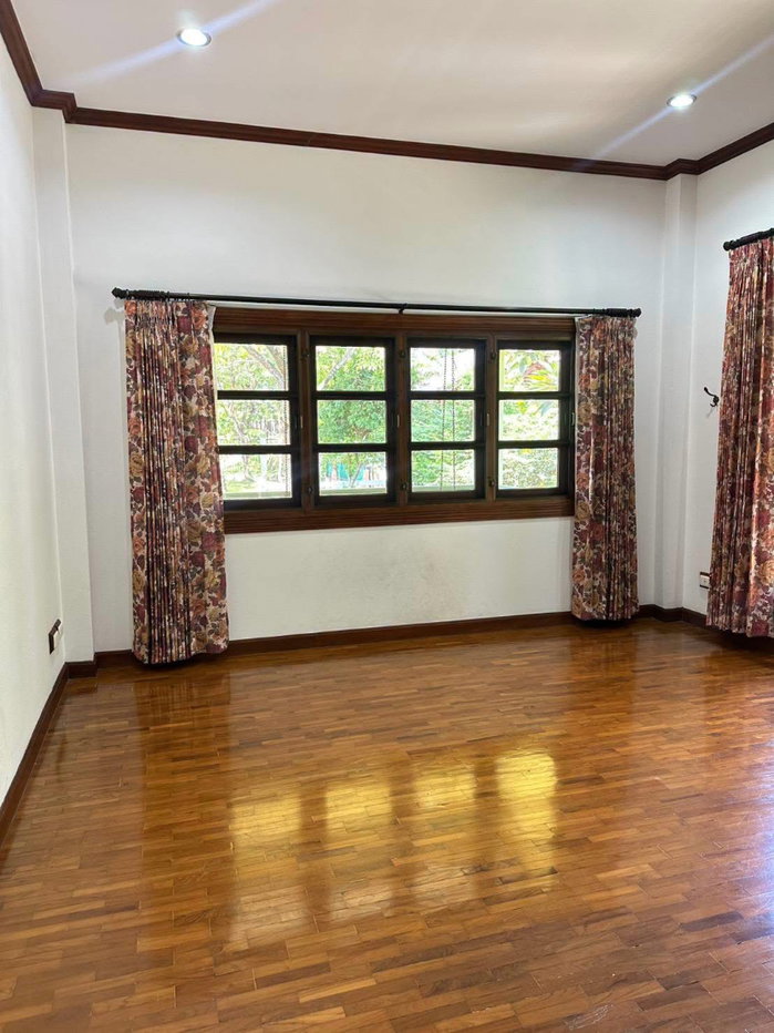 รูป 🏡 บ้านให้เช่า ใกล้นิมมาน เนื้อที่เยอะ พร้อมเฟอร์นิเจอร์ ในตัวเมือง ทำเลดีมาก เดินทางสะดวก ใกล้นิมมาน มหาวิทยาลัยเชียงใหม่ โรงพยาบาล ร้านสะดวกซื้อ - รูปที่ 8/18