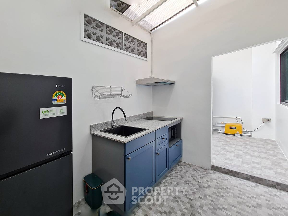 picture 3-BR Townhouse in Wang Thonglang (ID 3448666) - 4/21