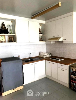 ขายคอนโด : ห่าง BTS อารีย์ 100 ม. คอนโด 1 ห้องนอน Aree Place (Phahonyothin 7) Condominium (ID 635831)