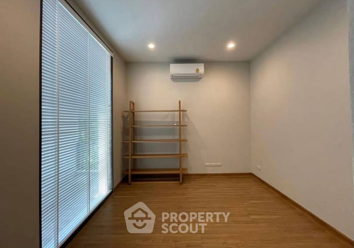 picture 4-BR 241 Sqm House At Baan Klang Muang Classe Sukhumvit 77 (ID 3448165) - 9/15