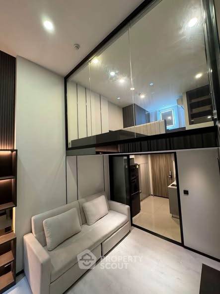 picture 1-BR Condo at Knightsbridge Space Ratchayothin near BTS Ratchayothin (ID 3448167) - 4/17