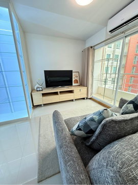 Condo for Rent: Ivy Ratchada walk to MRT Sutthisan
